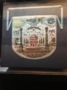 mandil de Voltaire