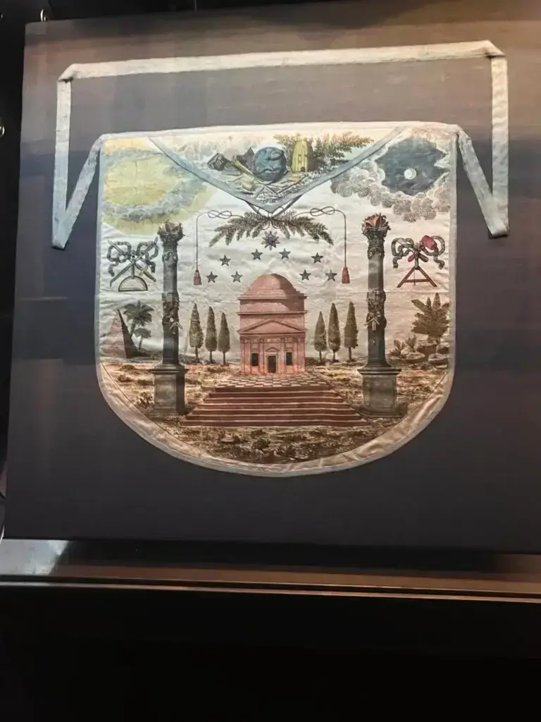 mandil de Voltaire